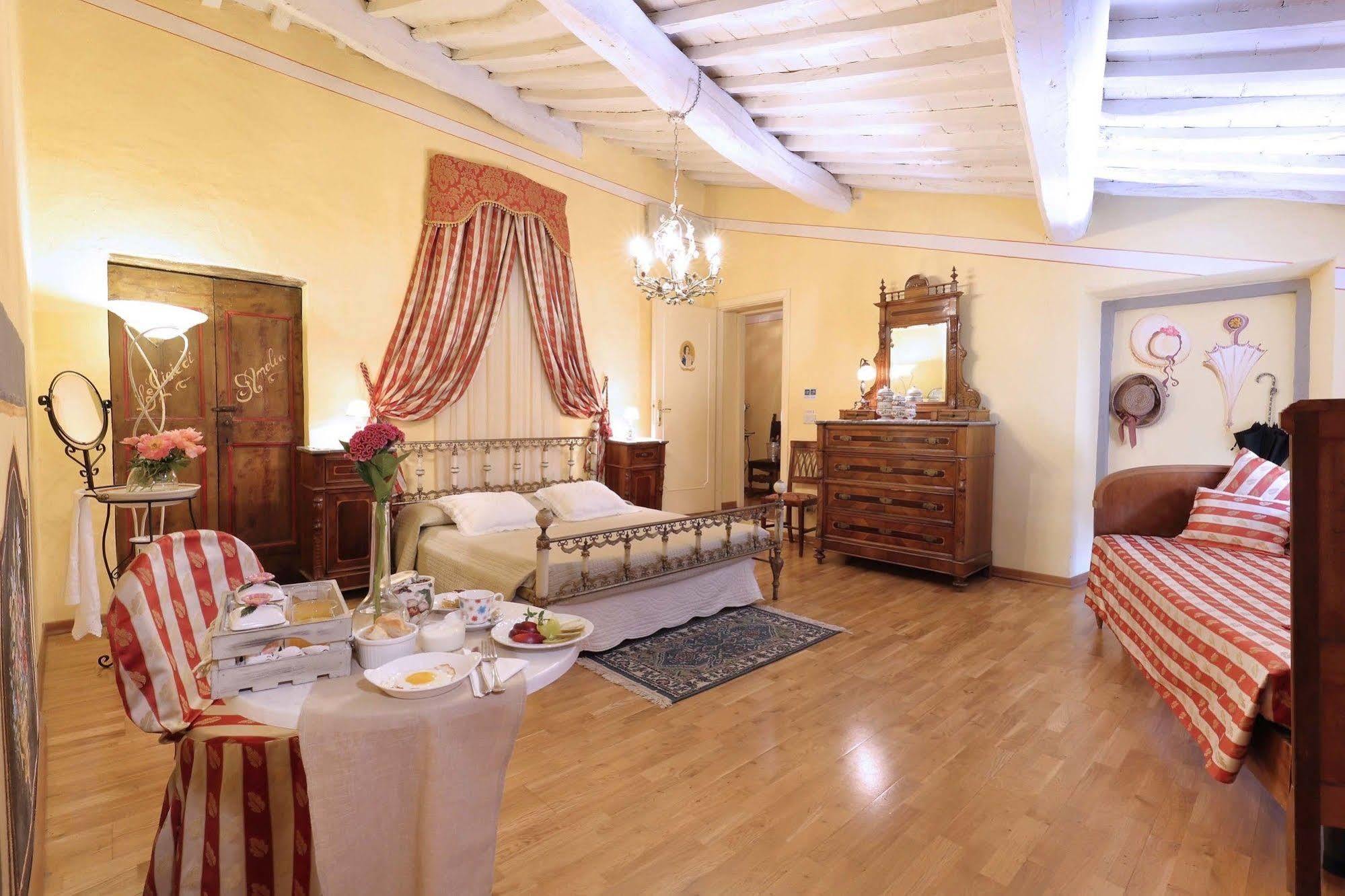 Hotel Antica Dimora Patrizia Montecarlo Exteriér fotografie